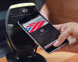 apple-pay-designboomth1